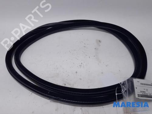 Used Rubber door seal Rubber door seal 31512731 31512731