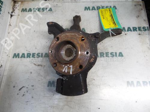 Used Left front steering knuckle FIAT CINQUECENTO (170_) 0.9 i.e. S (170AF, 170CF) (40 hp) 31442799