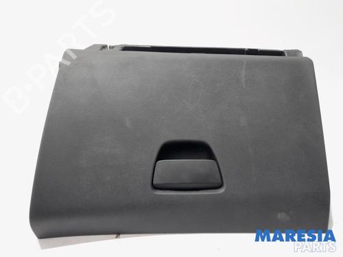 Used Glove box PEUGEOT 208 I (CA_, CC_) 1.2 VTI 82 (82 hp) 31445467