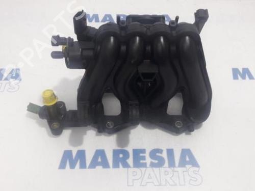 Used Injection rail Injection rail FIAT PUNTO (188_) 1.2 60 (188.030, .050, .130, .150, .230, .250) (60 hp) 31385216 31385216