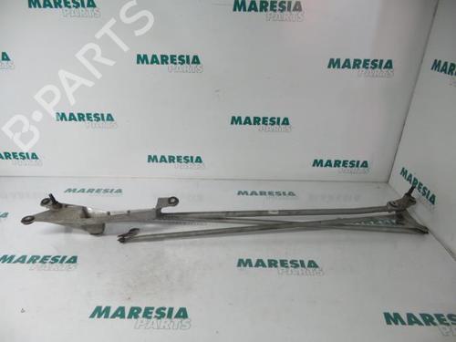 front-wipers-mechanism-renault-modus-grand-modus-fjp0_-2004-31493127 main image