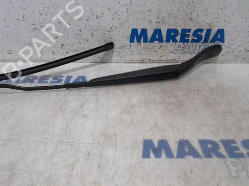 Front windshield wiper arm CITROËN C3 II (SC_) 1.6 VTi 120 | BP31473110C143