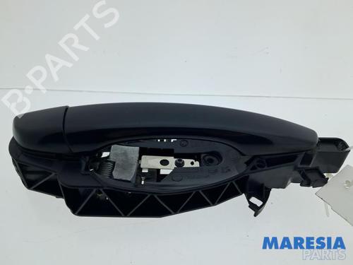 Used Rear right exterior door handle Rear right exterior door handle CITROËN C3 III (SX) 1.2 THP 110 (SXHNPS, SXHNZT, SXHNZ6) (110 hp) 36436582 36436582