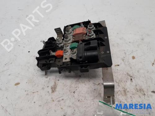 Used Fuse box RENAULT KANGOO Express (FW0/1_) 1.5 dCi 75 (FW07, FW10, FW04) (75 hp) 31513724