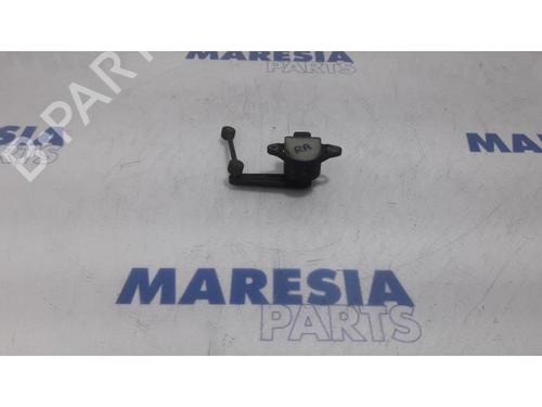 Used Headlight adjuster motor PEUGEOT EXPERT Van (VF3A_, VF3U_, VF3X_) 2.0 HDi 120 (120 hp) 31476746