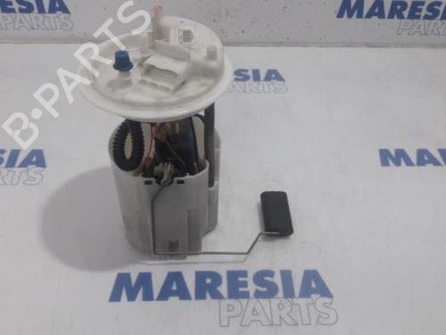 Used Fuel pump LANCIA DELTA III (844_) 1.6 D Multijet (844.AXC11, 844.AXC1A) (120 hp) 31462578