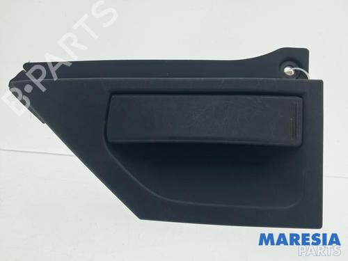 Used Rear right exterior door handle Rear right exterior door handle RENAULT TWINGO III (BCM_, BCA_) 1.0 SCe 70 (71 hp) 36158810 36158810