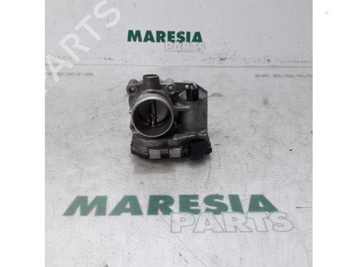 Used Throttle body FIAT GRANDE PUNTO (199_) 1.4 T-Jet (199AXM1A, 199BXM1A, 199BXN1A) (120 hp) 31529125
