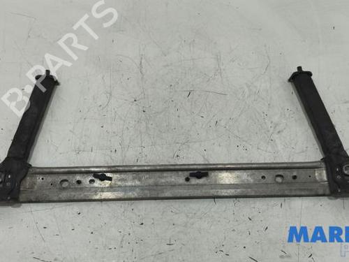 crossmember-renault-megane-iii-hatchback-bz01_-b3_-2008-40235570 main image
