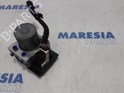 Used ABS pump PEUGEOT 508 SW I (8E_) 2.0 HDi RXH Hybrid4 (200 hp) 31452948