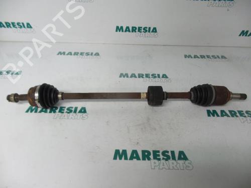 Used Right front driveshaft FIAT PUNTO (176_) 1.2 16V (86 hp) 31476209