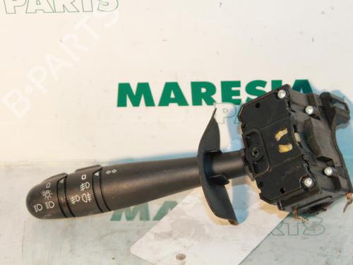 Used Steering column stalk RENAULT SCÉNIC I MPV (JA0/1_, FA0_) 1.9 dCi (JA05, JA1F) (102 hp) 31423998