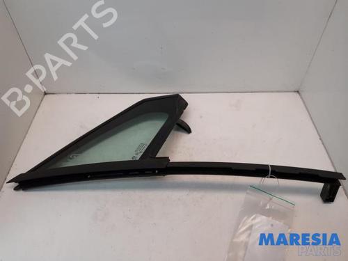 Used Front right quarter glass PEUGEOT 208 I (CA_, CC_) 1.4 VTi (95 hp) 31482141