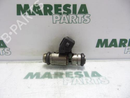 Used Injector LANCIA Y (840_) 1.2 (840AA, 840AF1A) (60 hp) 31443636