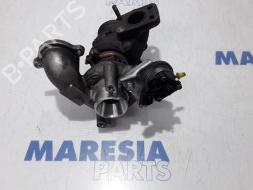 Turbo/Compresor CITROËN JUMPY II Van 1.6 HDi 90 8V (90 hp) 31432776