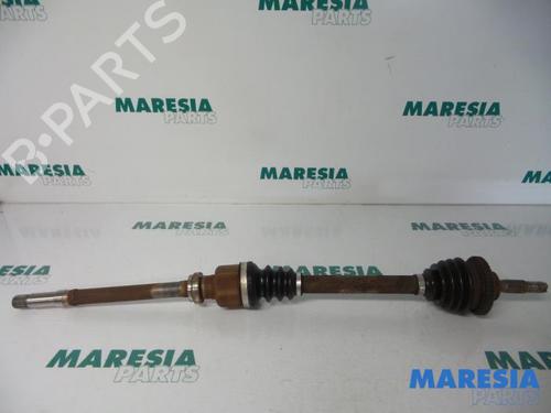 Used Right front driveshaft PEUGEOT 206 Hatchback (2A/C) 1.4 16V (88 hp) 31409077