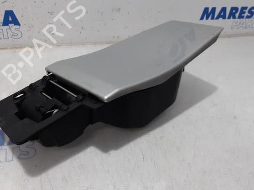 Used Fuel flap OPEL VIVARO B Van (X82) 1.6 CDTI (05) (120 hp) 31437095