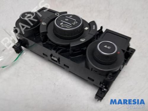 Climate control PEUGEOT 308 I (4A_, 4C_) 1.6 16V | BP31485176I5