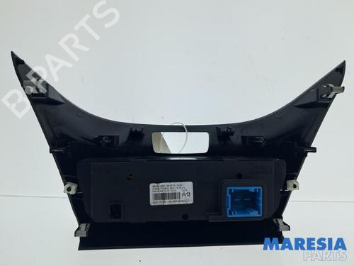 Climate control PEUGEOT 2008 I (CU_) 1.2 THP 110 / PureTech 110 | BP38439055I5 - Image 2