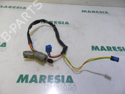Used Ignition barrel CITROËN C5 I (DC_) 2.0 HDi (DCRHZB, DCRHZE) (109 hp) 31424623