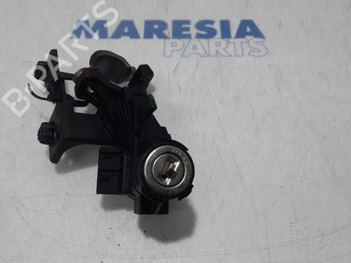 Used Ignition barrel FIAT PUNTO EVO (199_) 1.3 D Multijet (84 hp) 31435308