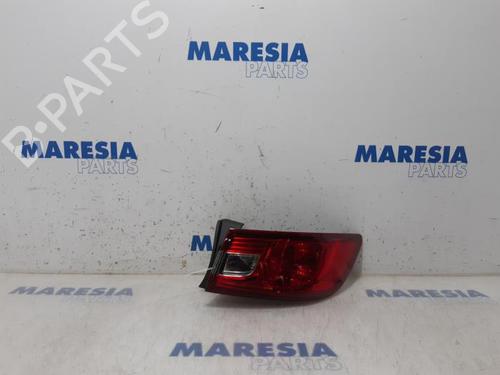 Used Right taillight Right taillight RENAULT CLIO IV (BH_) 1.2 TCe 120 (BHM0) (120 hp) 31422041 31422041