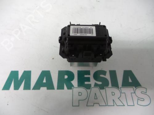 electronic-sensor-renault-megane-iii-hatchback-bz01_-b3_-2008-31398749 main image