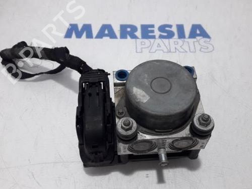 Used ABS pump FIAT PUNTO EVO (199_) 1.3 D Multijet (84 hp) 31474723