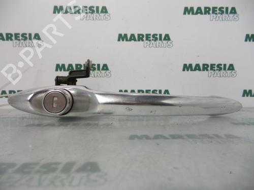 Used Front right exterior door handle ALFA ROMEO 156 Sportwagon (932_) 2.4 JTD (932.B1B00) (140 hp) 31411911