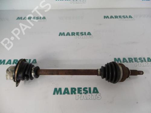 Used Left front driveshaft RENAULT TRAFIC II Bus (JL) 1.9 dCI 100 (JL0C, JL0K) (101 hp) 31449990