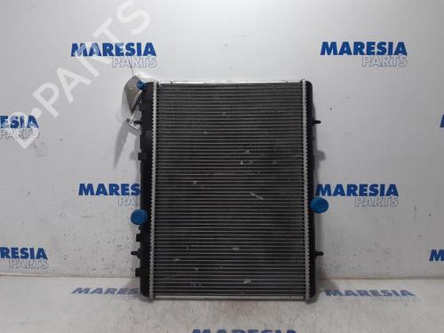 Used Water radiator PEUGEOT 5008 (0U_, 0E_) 1.6 16V (120 hp) 31502427