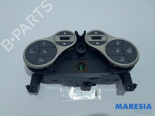 Used Climate control FIAT PANDA (169_) 1.2 (169.AXB11, 169.AXB1A) (60 hp) 31385177