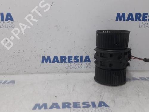 Used Heater blower motor RENAULT MEGANE III Grandtour (KZ0/1) 1.5 dCi (KZ09, KZ0D, KZ1G, KZ29, KZ14, KZ1W, KZ10, KZ1F,... (110 hp) 31484346