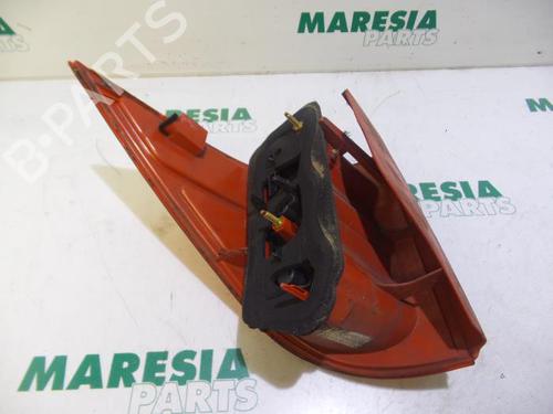 Right taillight PEUGEOT 1007 (KM_) 1.4 16V | BP31501840C35