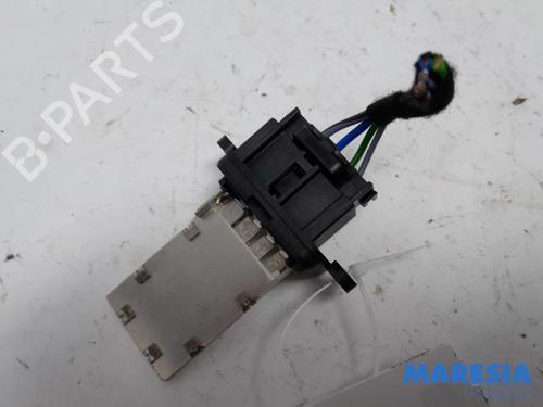 Used Electronic sensor FIAT PANDA (312_, 319_) 1.0 Mild Hybrid (312.PYD1B) (69 hp) 31418230