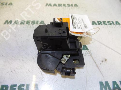 electronic-module-renault-scenic-i-mpv-ja01_-fa0_-1999-2000-2001-2002-2003-2004-2005-2006-2007-2008-2009-2010-31518432 main image