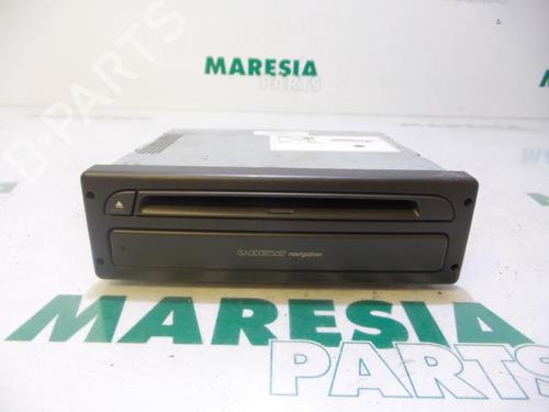 Used Electronic module RENAULT ESPACE IV (JK0/1_) 2.0 (JK0A, JK1D, JK0N) (170 hp) 31525885