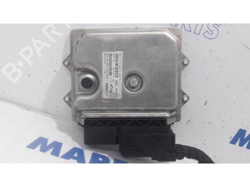 Engine control unit (ECU) FIAT 500 (312_) 0.9 (312AXG1A, 312.AXG11) | BP31523705M57 