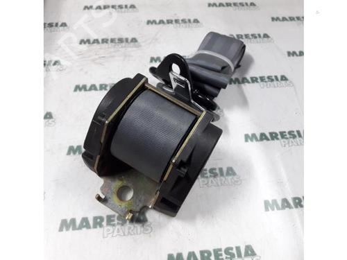 Used Rear right seatbelt RENAULT MEGANE Scenic (JA0/1_) 1.6 e (JA0F) (90 hp) 31384780