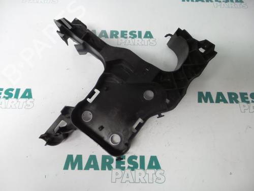 Frontplade/Frontkurv RENAULT MEGANE II Estate (KM0/1_) 1.4 (98 hp) 31499350