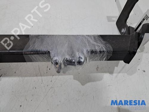 Tow ball/Mechanism PEUGEOT 2008 I (CU_) 1.2 THP 110 / PureTech 110 | BP32012121C141