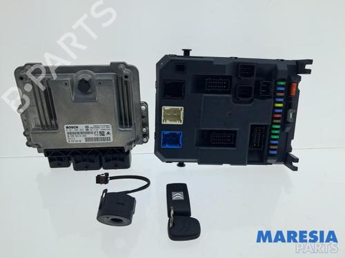 Used Engine control unit (ECU) CITROËN C3 II (SC_) 1.6 VTi 120 (120 hp) 32351458