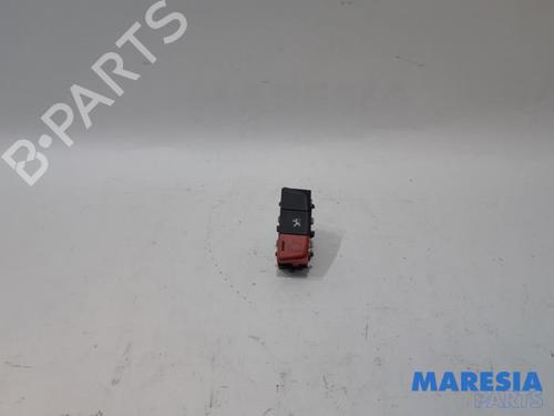 switch-peugeot-508-i-8d_-2010-2011-2012-2013-2014-2015-2016-2017-2018-31528486 main image