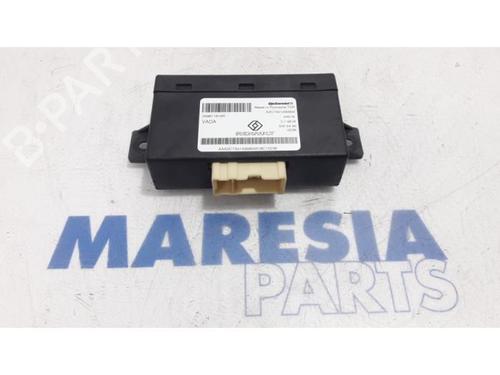 Used Electronic module RENAULT ESPACE V (JR_) 1.6 dCi 160 (160 hp) 31524111