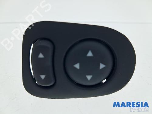 mirror-switch-fiat-500-312_-2007-33832568 main image