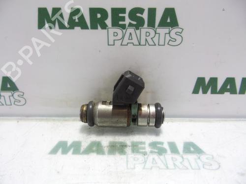 Used Injector LANCIA Y (840_) 1.2 (840AA, 840AF1A) (60 hp) 31441756