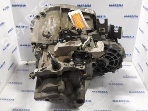 Gearbox RENAULT SCÉNIC II (JM0/1_) 1.9 dCi (JM14) | BP31522232M3