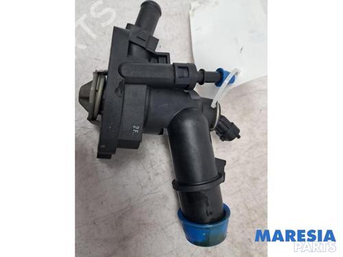 Used Thermostat housing Thermostat housing FIAT 500L (351_, 352_) 0.9 (199LYC1B) (105 hp) 34724032 34724032