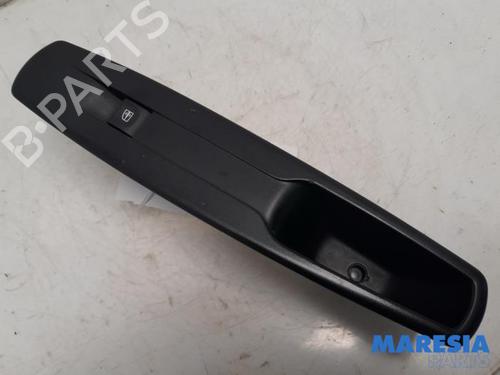 switch-renault-scenic-iii-jz01_-2008-2009-2010-2011-2012-2013-2014-2015-2016-31414585 main image