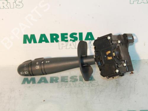Used Steering column stalk RENAULT MEGANE Scenic (JA0/1_) 1.6 e (JA0F) (90 hp) 31496515